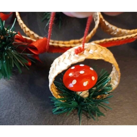 Vintage Woven Wicker Christmas Mobile Mushroom Apple Scandinavian Holiday Decor - Picture 7 of 8